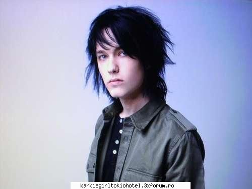 :zzz: am si yo unba qu david :zzz:  :nod: e dragutz si el :nebun: alte formatzii de rock mumoase