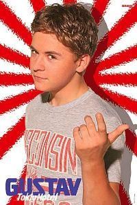 Gustav Schafer - da dede da a mea? - Barbie girls love emo styile and TOKIO HOTEL4ever and ever