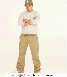 Gustav Schafer - m-am tzinut d promisiune - Barbie girls love emo styile and TOKIO HOTEL4ever and ever