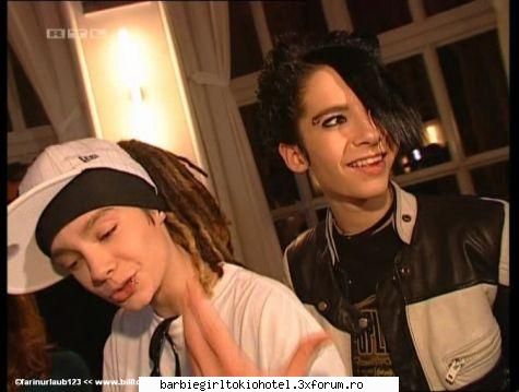 Tokio Hotel - da vreau :D da sa nu ma certati - Barbie girls love emo styile and TOKIO HOTEL4ever and ever