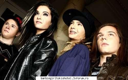 Tokio Hotel - Am mai baut mie redbull-ul imi da - Barbie girls love emo styile and TOKIO HOTEL4ever and ever