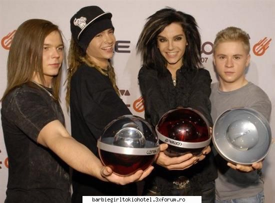 da da :rotfl:  :rotfl: tokio hotel