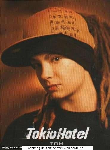 Tom Kaulitz(gangster boy:p) - uite ce propun...sa - Barbie girls love emo styile and TOKIO HOTEL4ever and ever